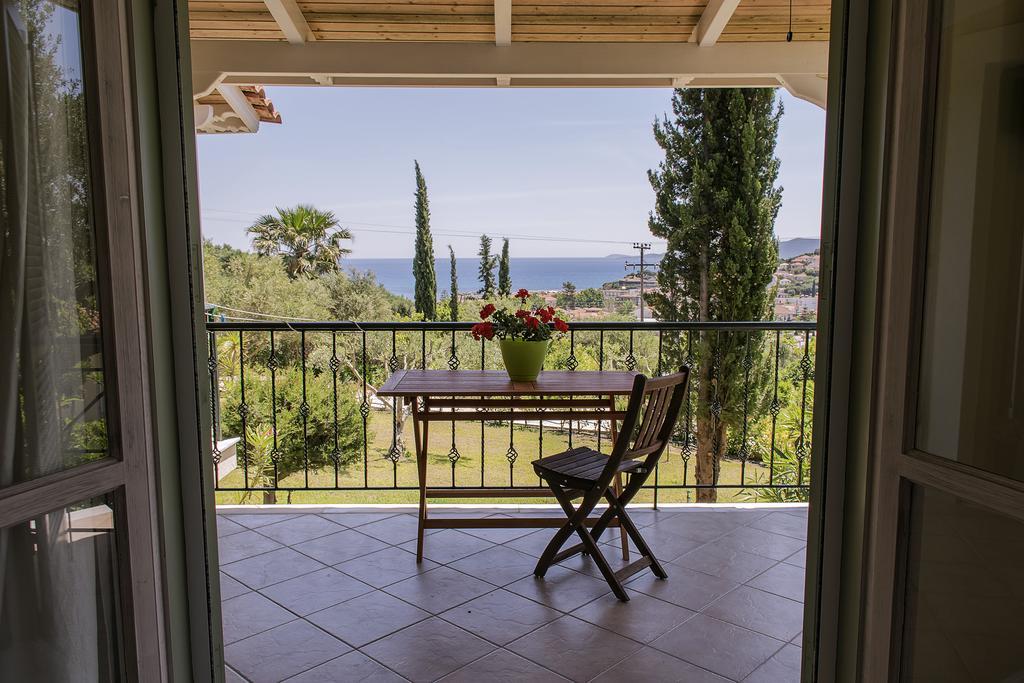 Muses Villas Foinikounda Chambre photo