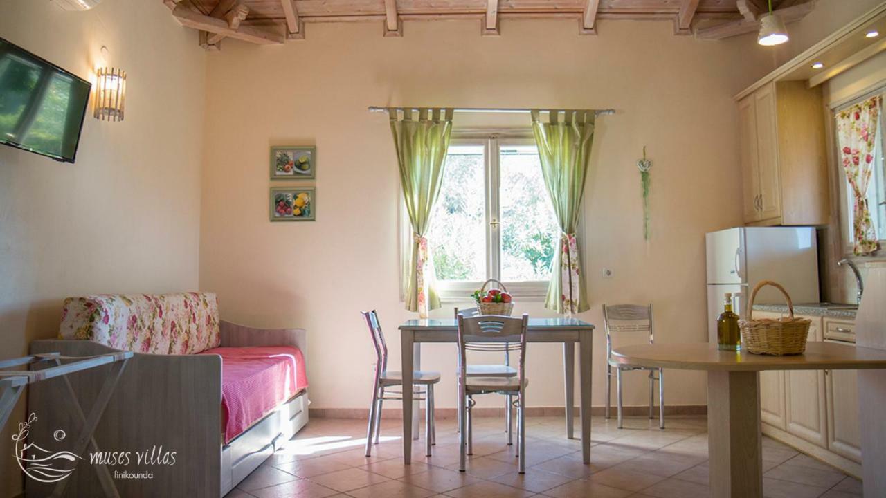 Muses Villas Foinikounda Extérieur photo